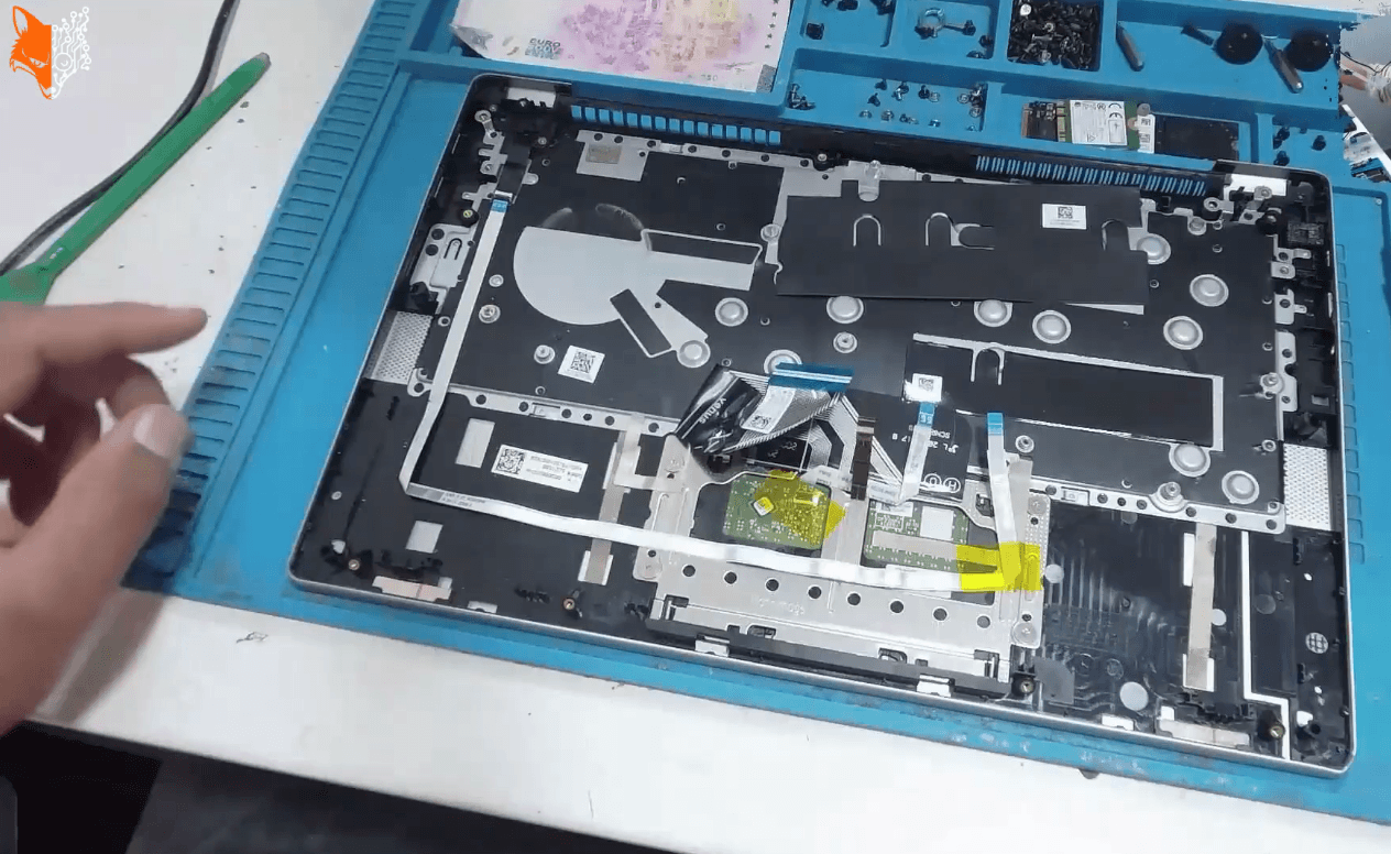 Lenovo IdeaPad Tastatur Austausch