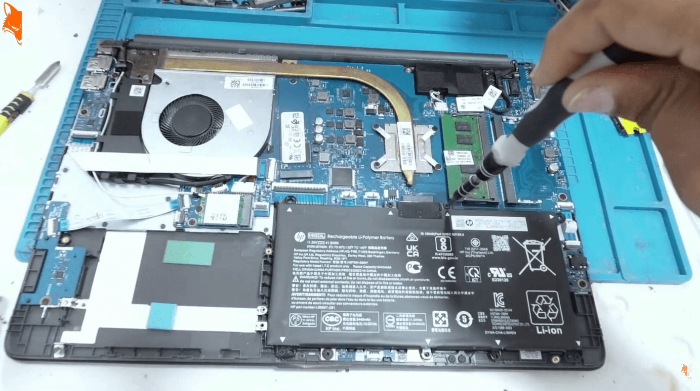 HP Laptop Display Austausch