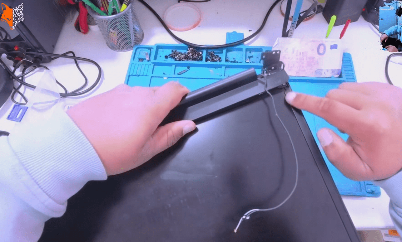 Lenovo Display Scharnier Reparatur