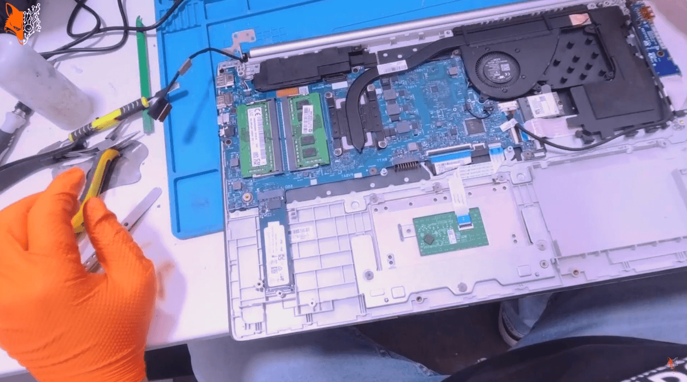 HP Bildschirm reparieren