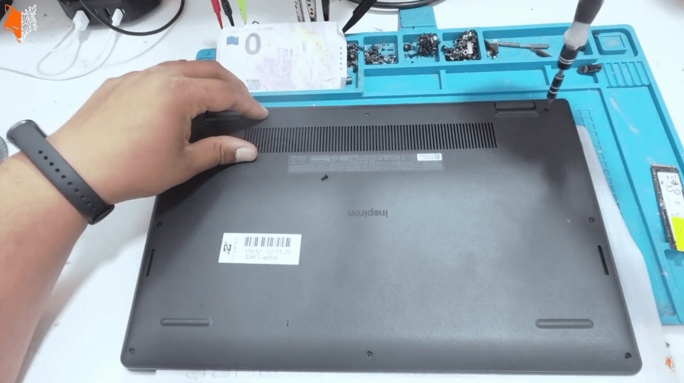 Dell Inspiron 15 Scharnier Reparatur