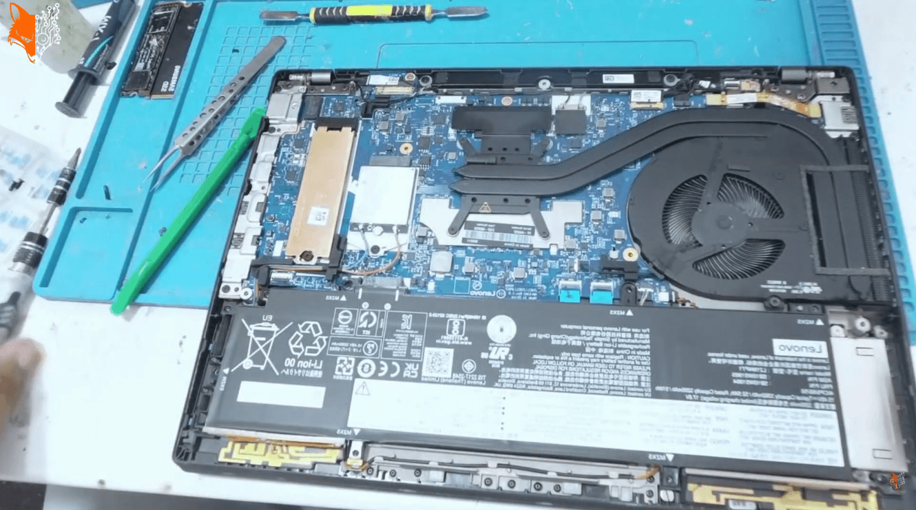 ThinkPad T14 Display Austausch