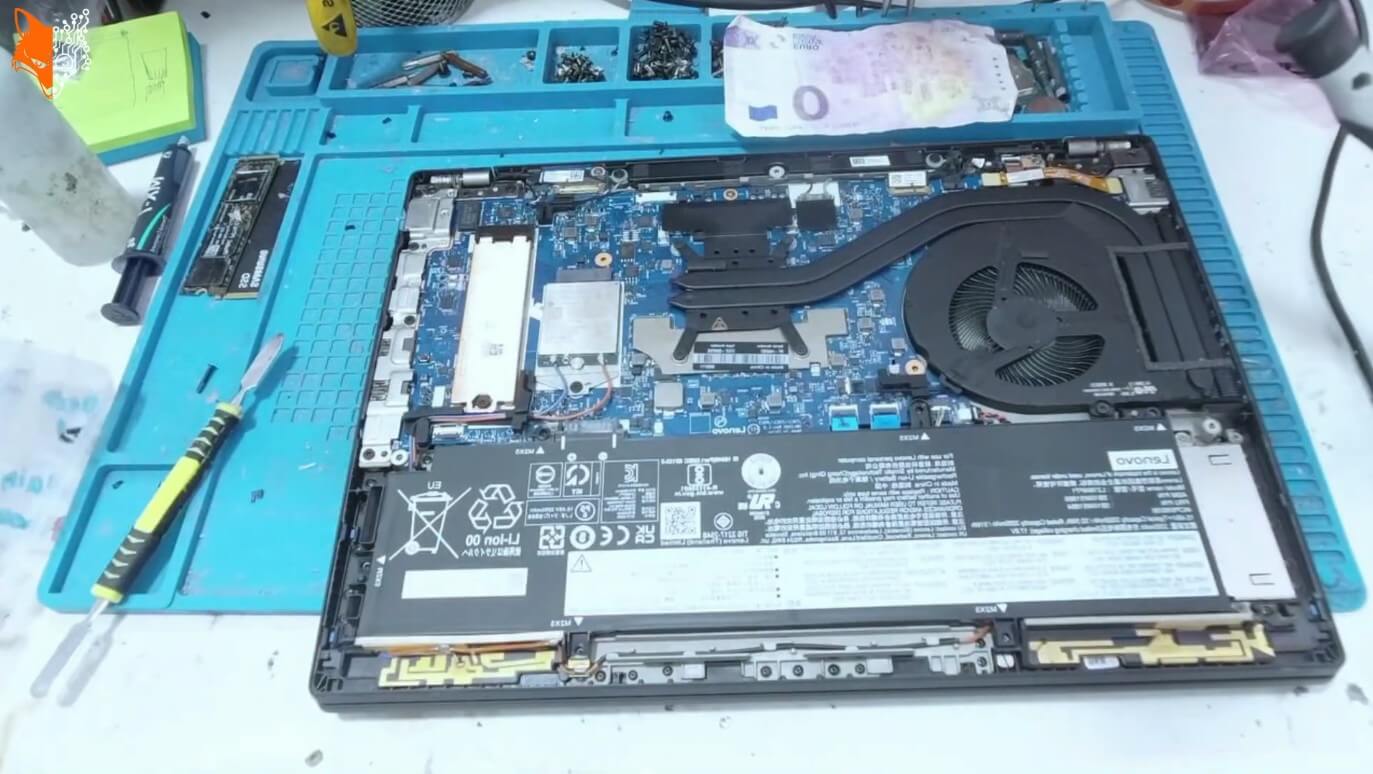 ThinkPad T14 Display Austausch