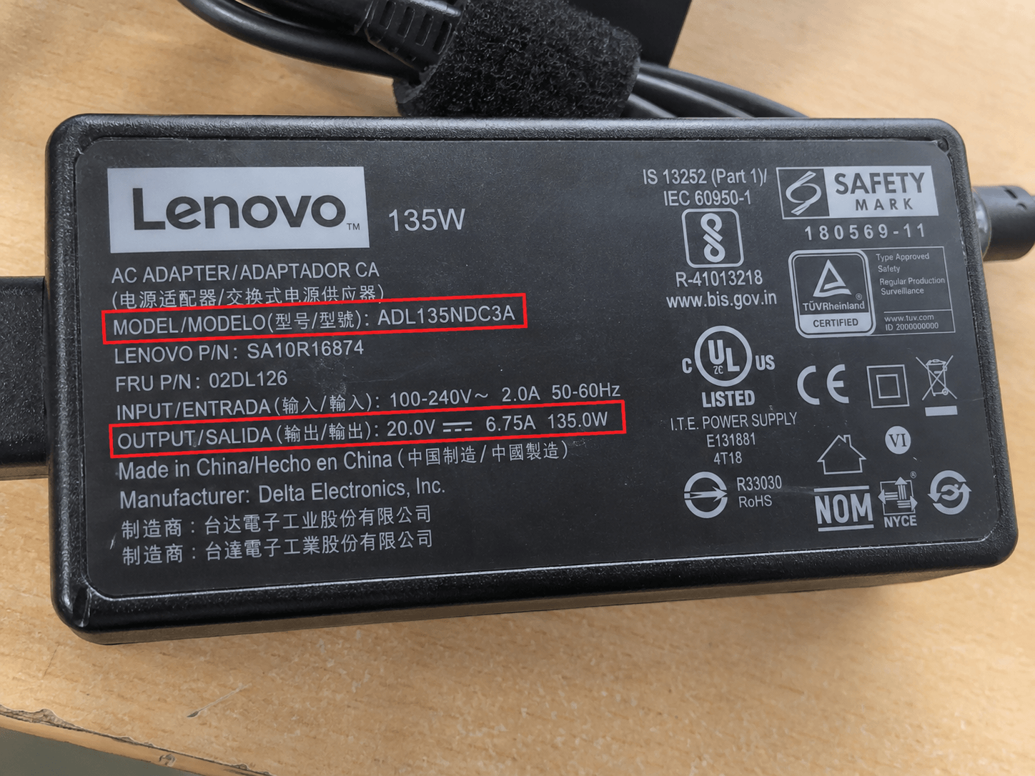 Lenovo 135W Power Adapter